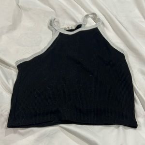 Women’s Size Large Crop Top in Black - Fits like a Size Small